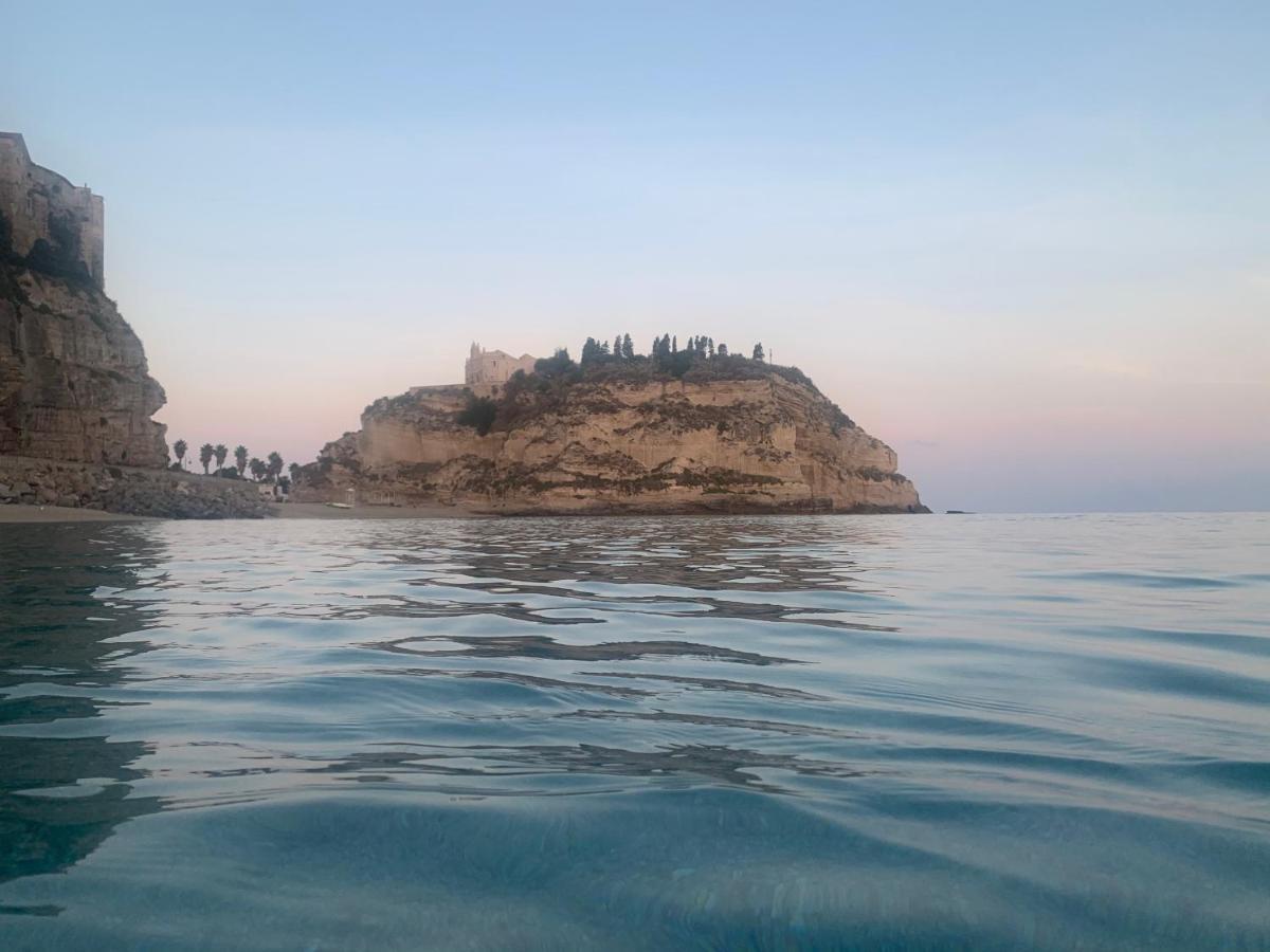La Piazza Beb Bed and Breakfast Tropea Buitenkant foto
