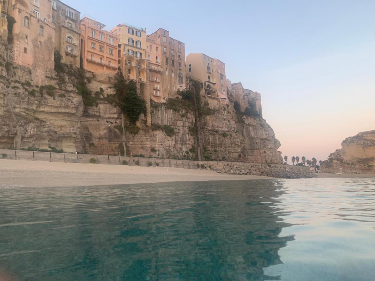 La Piazza Beb Bed and Breakfast Tropea Buitenkant foto
