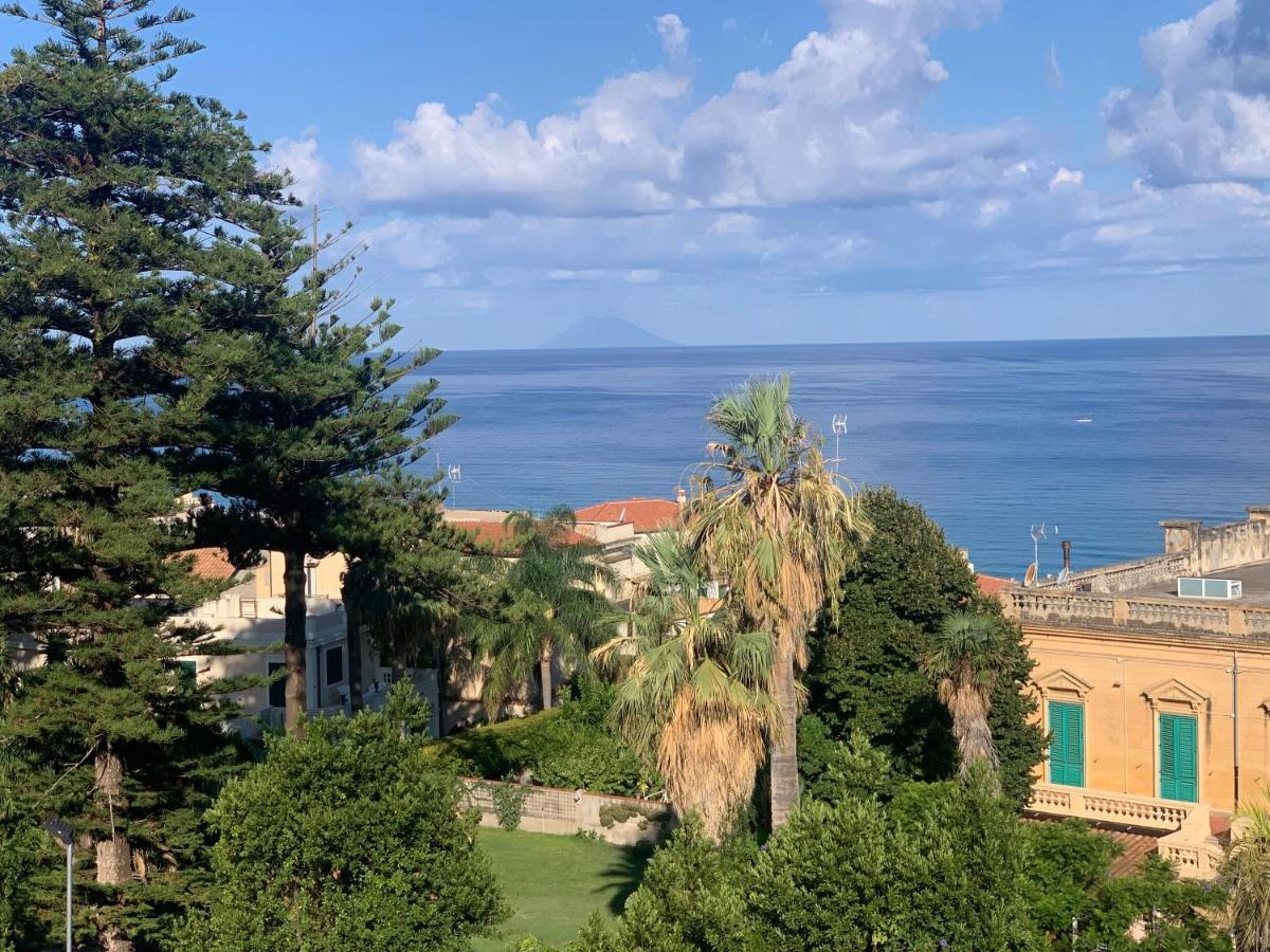 La Piazza Beb Bed and Breakfast Tropea Buitenkant foto
