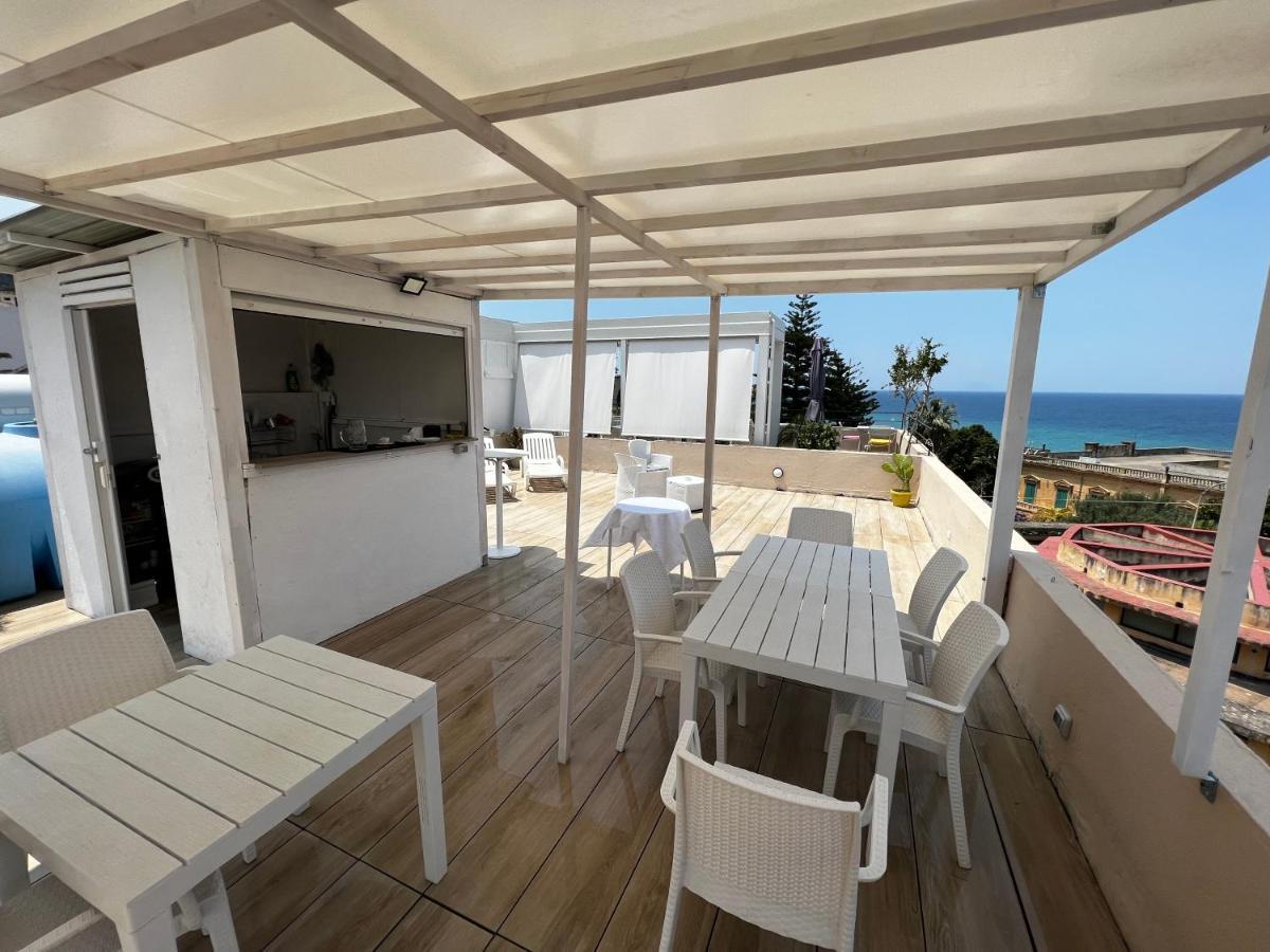 La Piazza Beb Bed and Breakfast Tropea Buitenkant foto